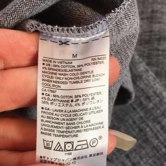 EUC Banana republic sleeveless shirt - Picture 13 of 14